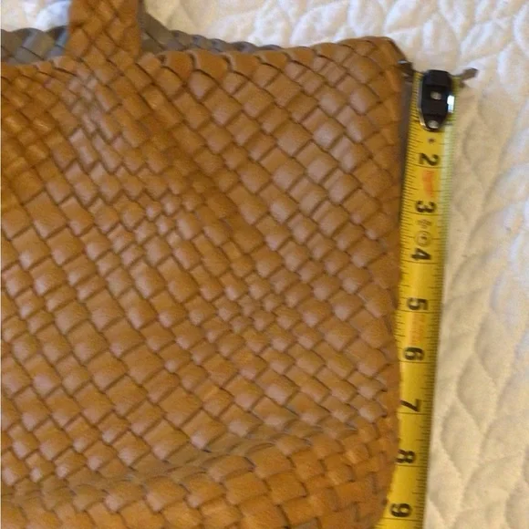 Woven Tan Tote Bag - Picture 6 of 10